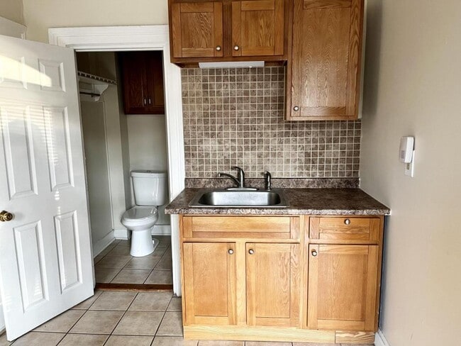 Foto del edificio - 1104 Barrett St