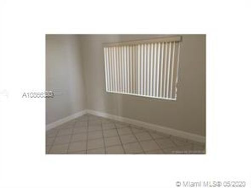 Building Photo - 12125 NE 11th Ct