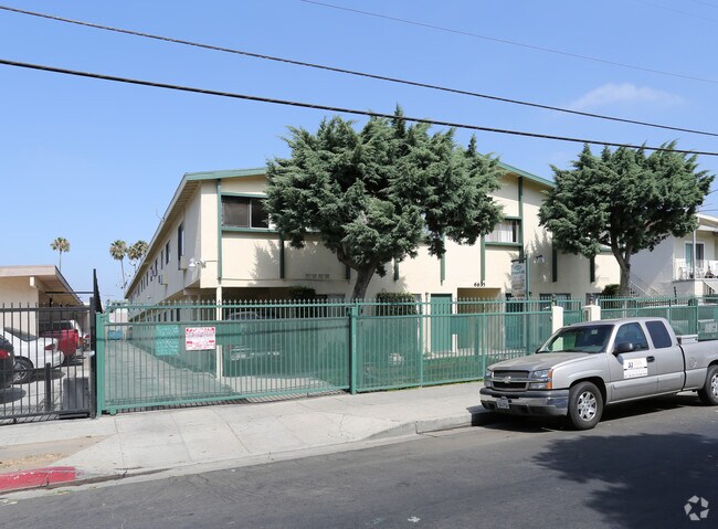 Building Photo - 6635 Etiwanda Ave