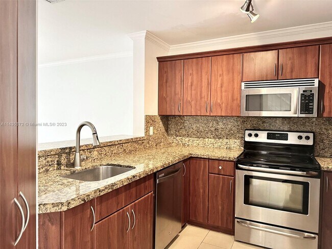Foto del edificio - 6485 SW 129th Ave