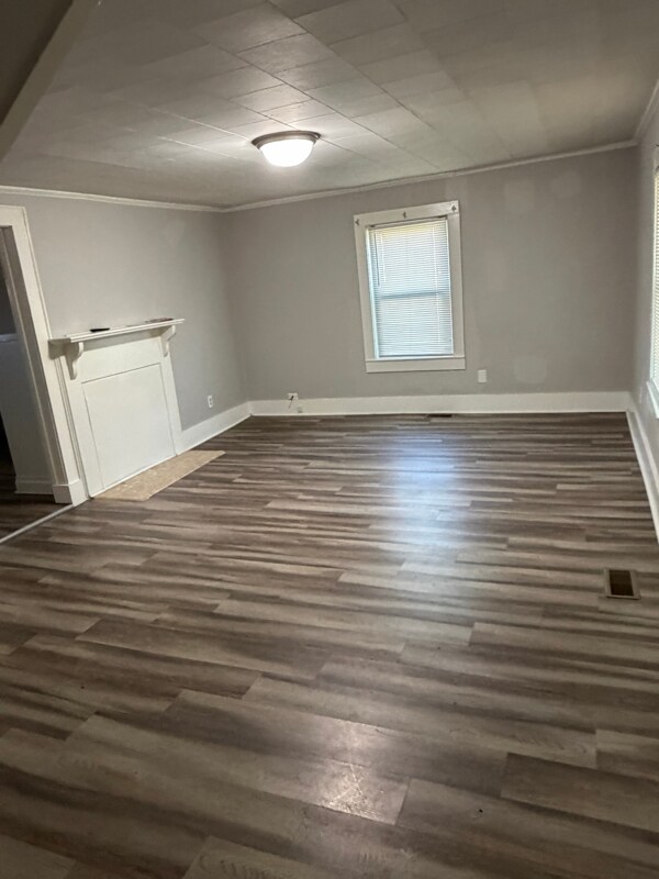 Building Photo - 416 Whitsett Ave