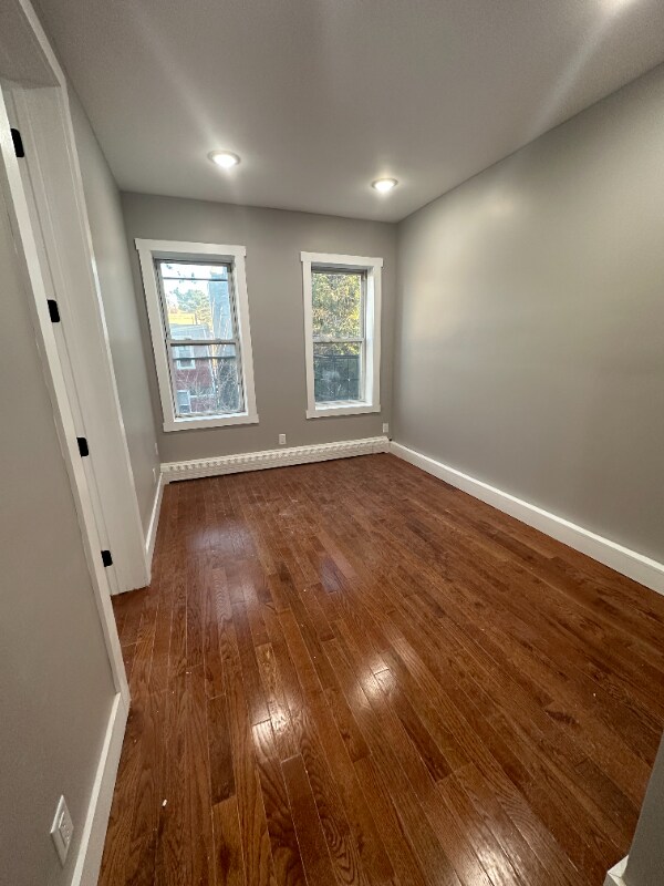 Building Photo - 940 West Side Ave