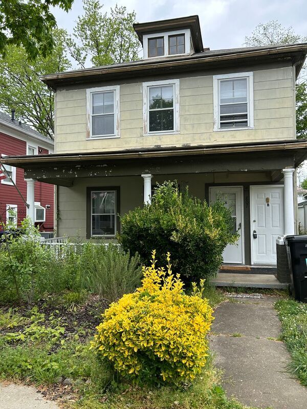 Foto principal - 807 B Wolfe St