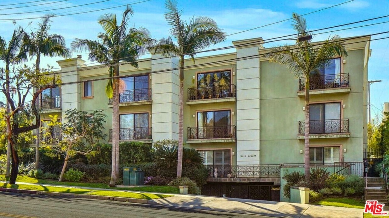 Primary Photo - 16000 W Sunset Blvd