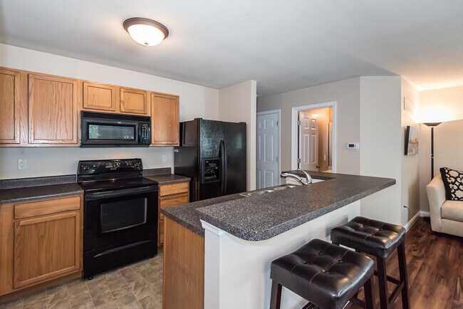 Foto del edificio - 293 Montclair Tower Dr