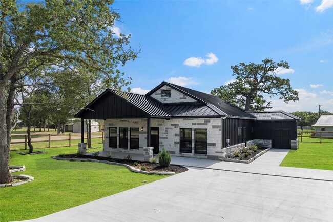 Building Photo - 310 Sweet Gum Ln