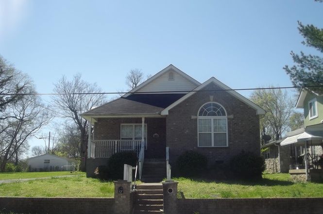 Primary Photo - 3109 Albion St