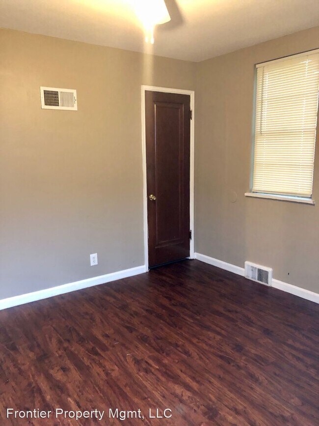 Foto del edificio - 4 br, 1 bath House - 7463 Sharon Dr