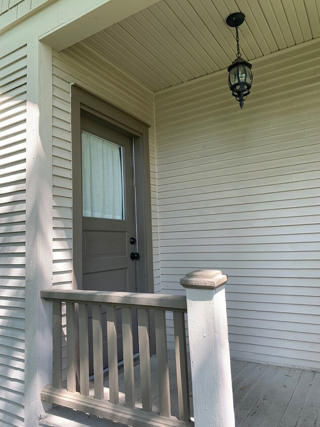 Primary Photo - HOUSE ON 16TH STREET (P#136)