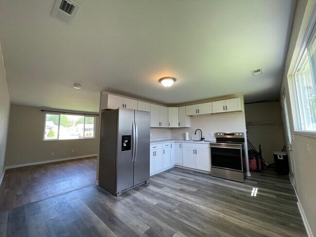 Foto del edificio - 19 Valley Park Dr