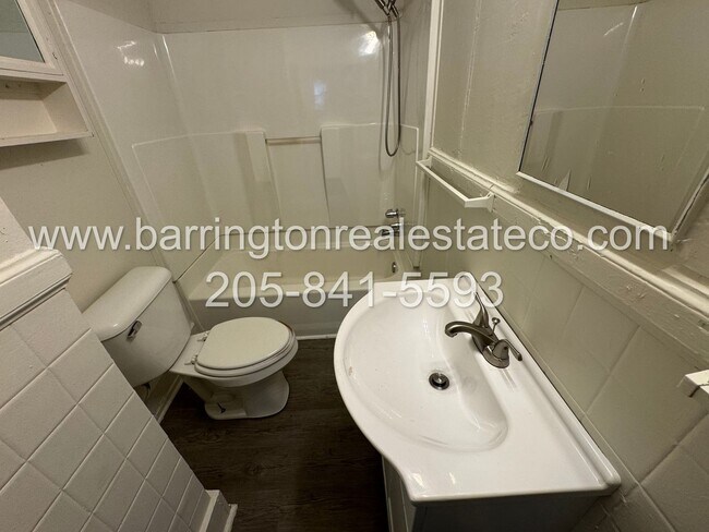 Foto del edificio - 827 6th Ave W