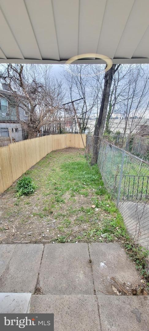 Building Photo - 1321 N 49th St