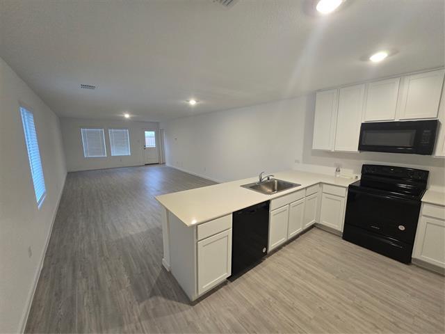 Foto del edificio - 316 Thresher Ln