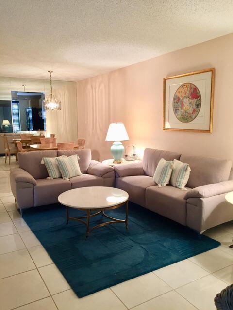 Foto del edificio - 6795 Huntington Ln