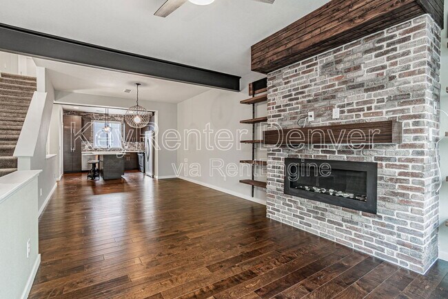 Building Photo - 848 Kalamath St