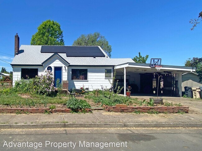 Building Photo - 4 br, 2.5 bath House - 1920 SE Debord Street