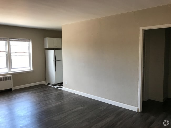 Updated Livingroom - Studio - Prospect Downs