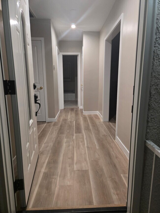 Foto del edificio - 12715 Glynn Ave