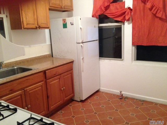 Building Photo - 37-17-37102 102nd St