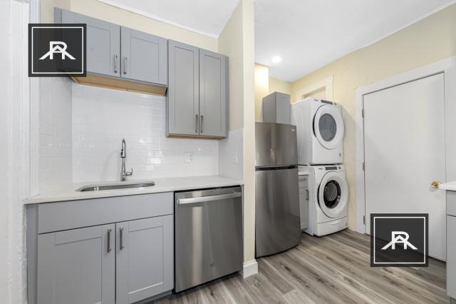 Building Photo - 3 bedroom in Brighton MA 02135