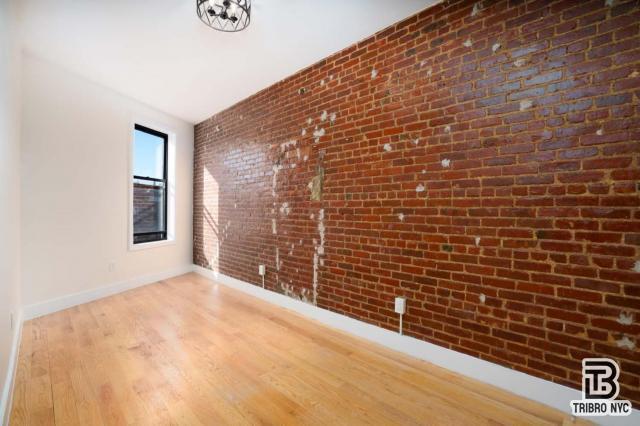 Foto del edificio - 4 bedroom in Brooklyn NY 11226