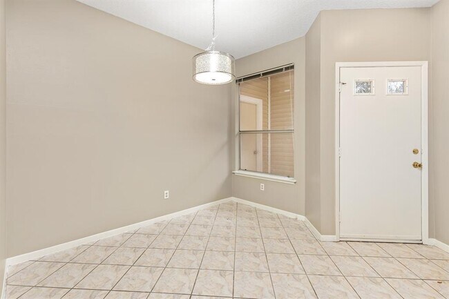Building Photo - 3315 Golden Trails Dr