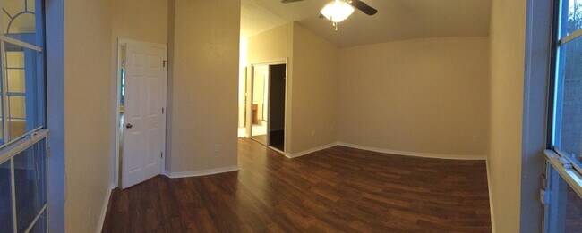 Master Bedroom - 1041 NW 122nd Ter
