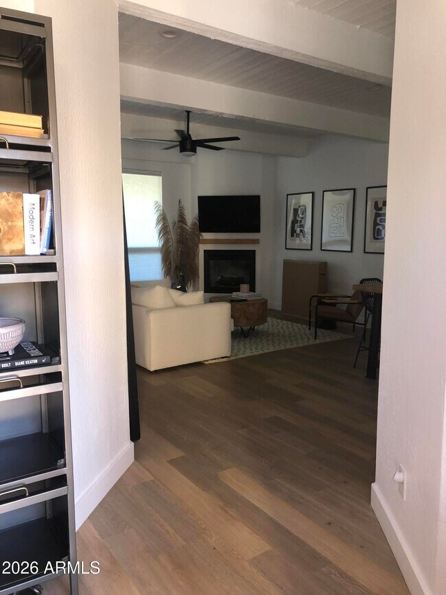 Foto del edificio - 16517 E Gunsight Dr