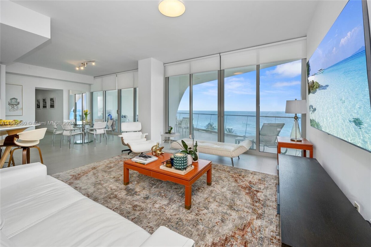 Foto principal - 16901 Collins Ave