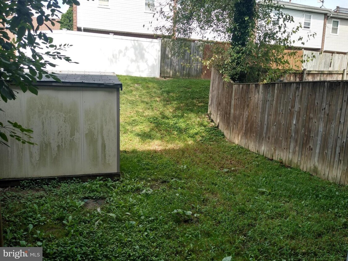 12 Middleview Ct, Woodlawn, MD 21244 Townhome Rentals in Woodlawn MD