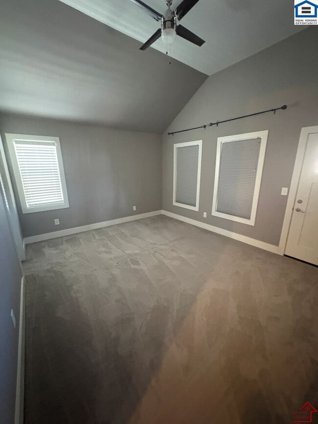 Building Photo - 5906A Carl Pl