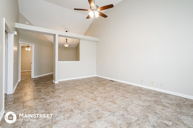 Building Photo - 2758 Riverbend Dr