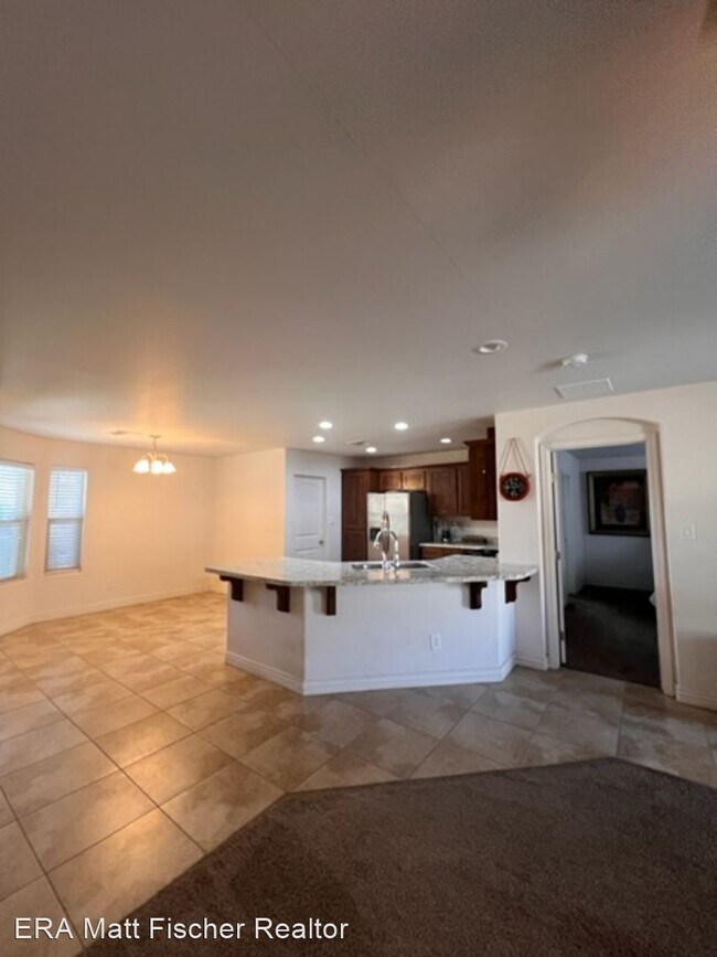 Foto del edificio - 3 br, 2 bath House - 10124 E 35th St