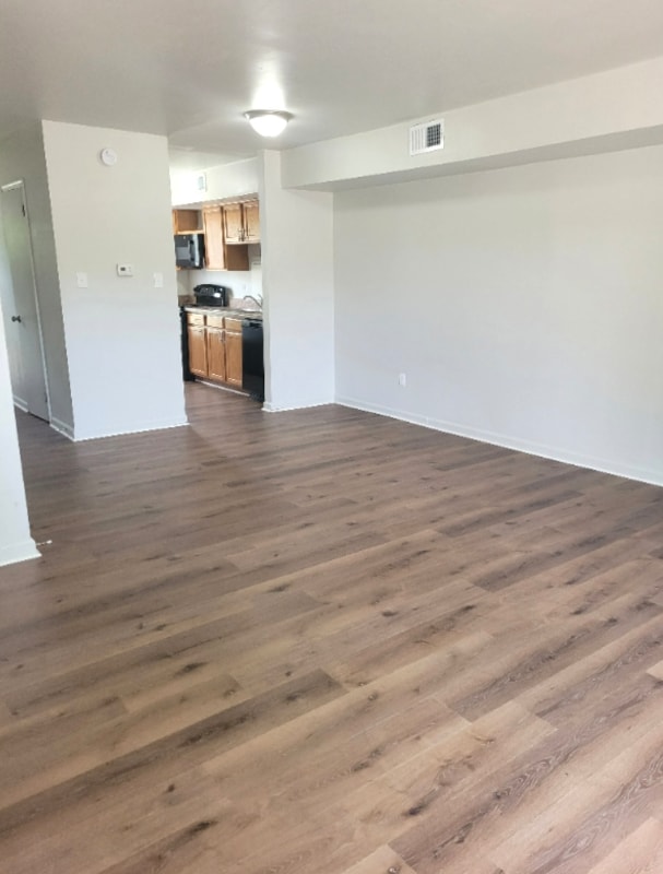 Foto principal - 16 Bainbridge Ave