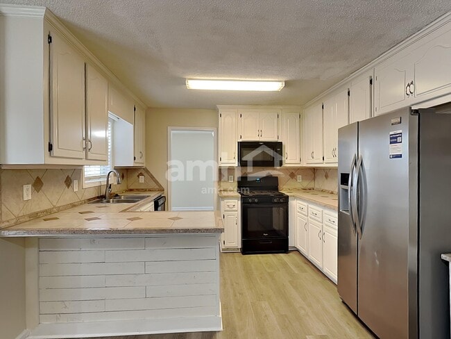 Foto del edificio - 1017 Queensbury Run