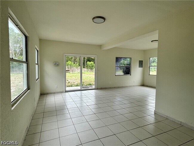 Foto del edificio - 2150 Panama Ave