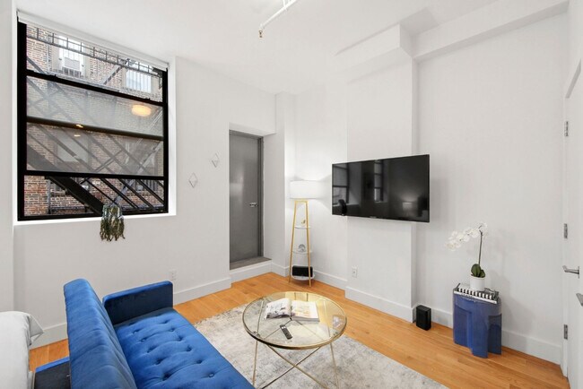 Foto del edificio - 517 W 45th St