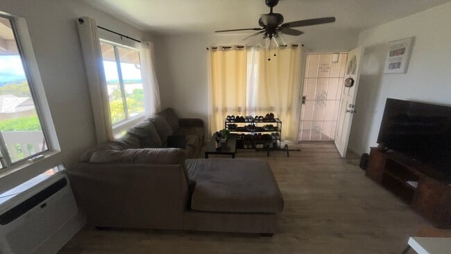 Foto del edificio - 92-1159 Palahia Street, Unit C-201