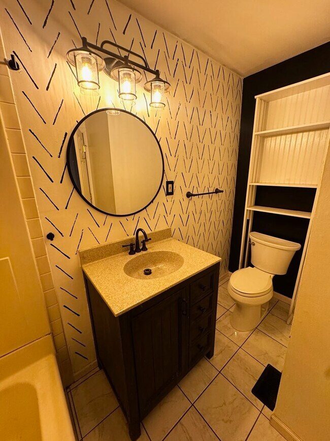 Foto del edificio - 219 Kansas Dr