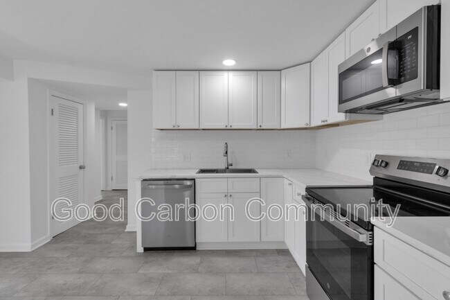 Foto del edificio - 209 Summer St