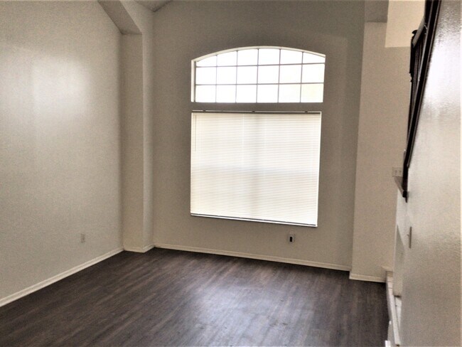 Foto del edificio - 5120 Mystic Point Court