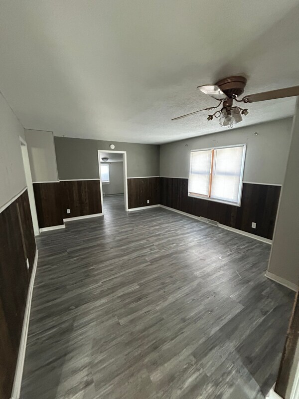 Foto del edificio - 35 5th Ave NE