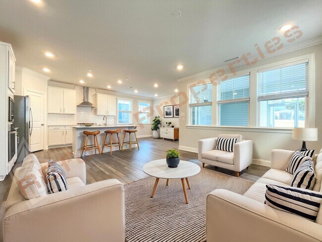 Building Photo - Amazing 4 Bedroom, 2.5 Bathroom Home with 1st Floor Primary Bedroom Suite, High Speed Internet, a...