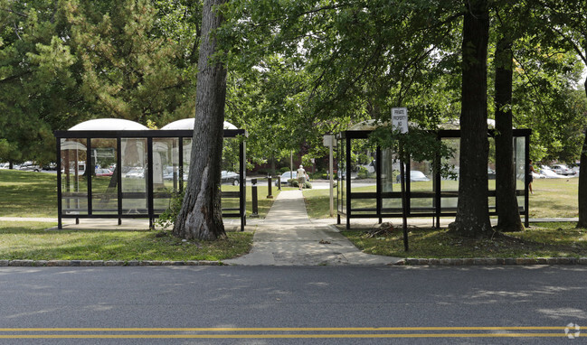 Building Photo - Dartmouth Village