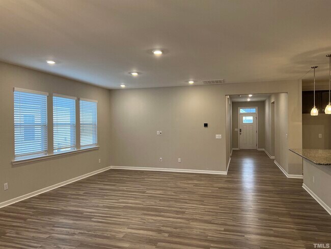 Building Photo - 3313 Dover Wood Ln