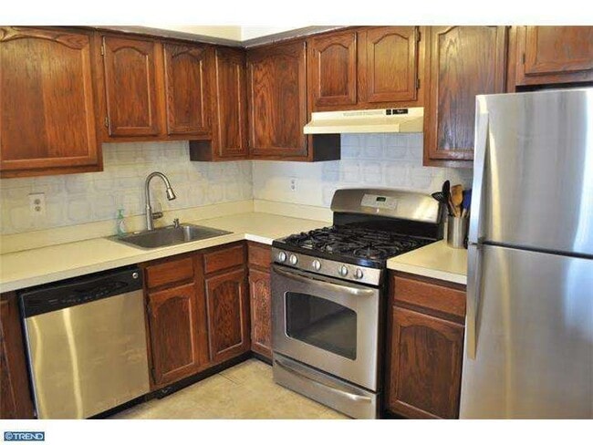 Building Photo - 106 Lassen Ct
