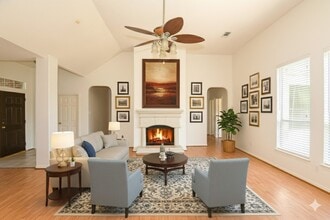 Building Photo - 14723 El Tesoro Dr