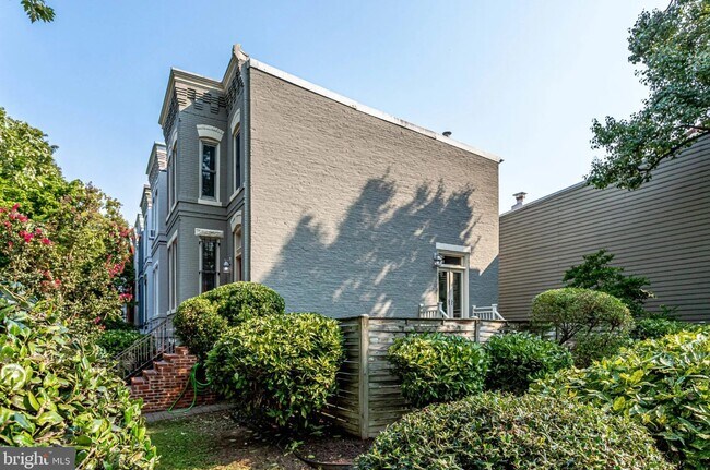 Foto del edificio - 116 9th St SE