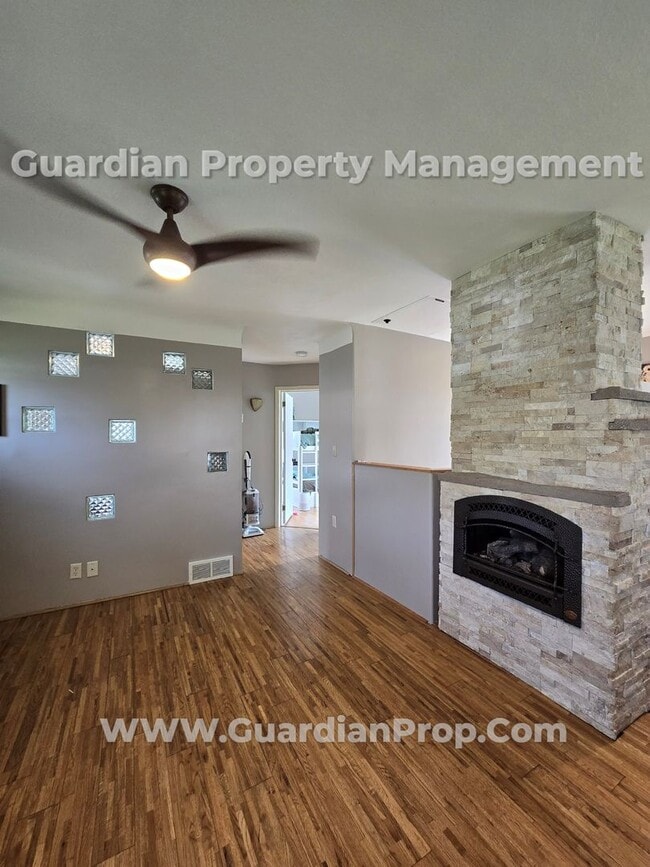 Building Photo - North East Minneapolis Single Family Home,...
