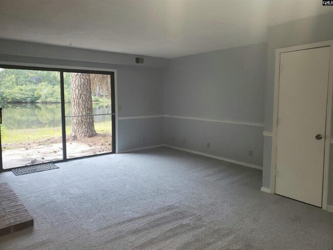 Building Photo - 240 Jamil Rd